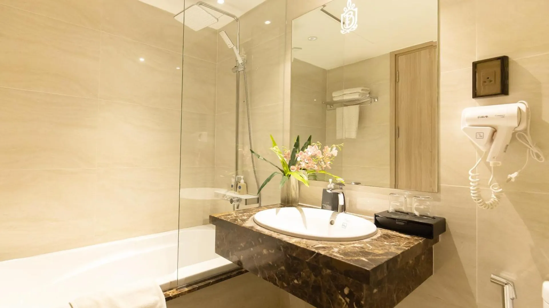 Nicecy Suite Hotel & Spa Ho Chi Minh City