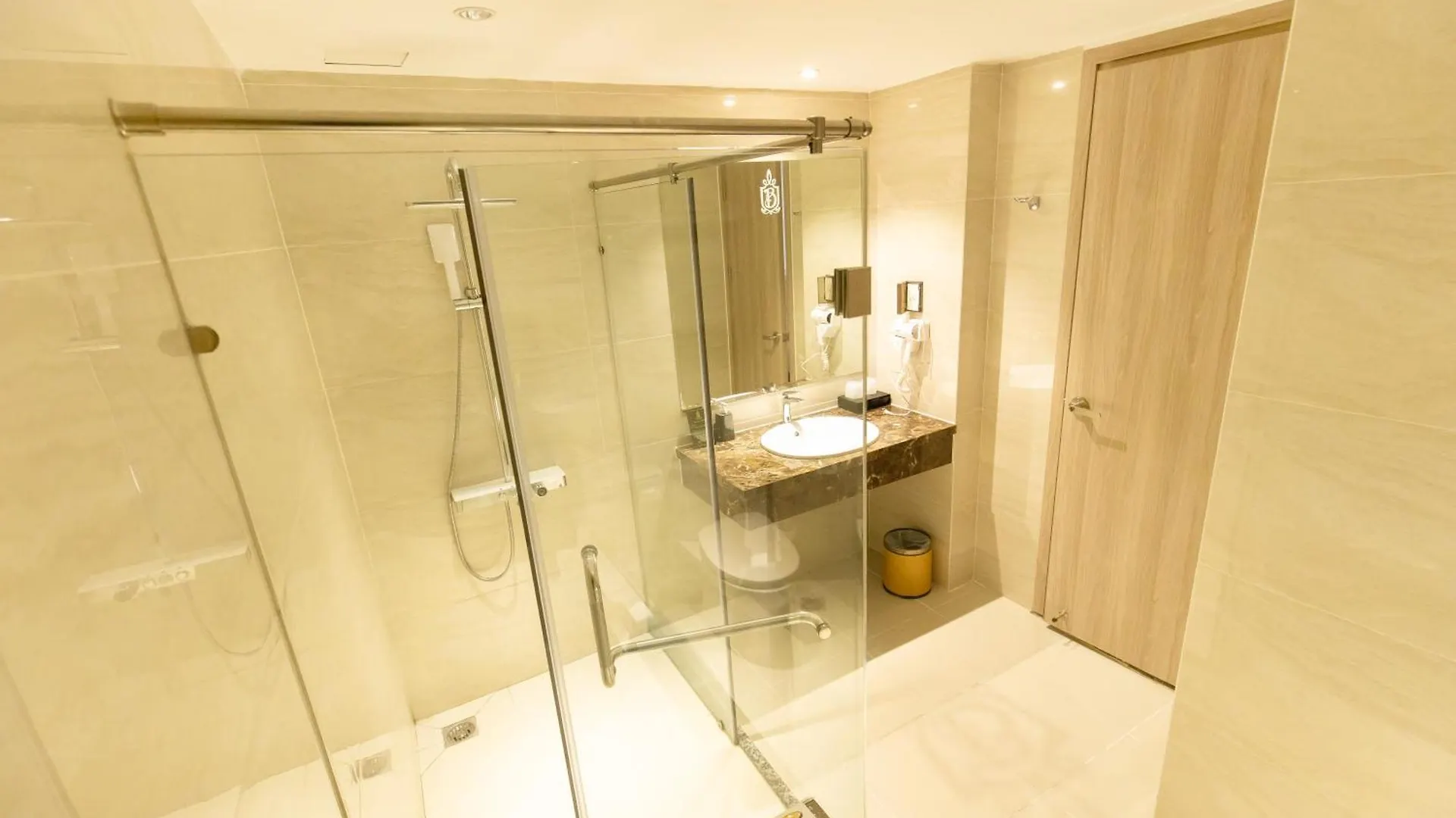 ****  Nicecy Suite Hotel & Spa Ho Chi Minh City Vietnam