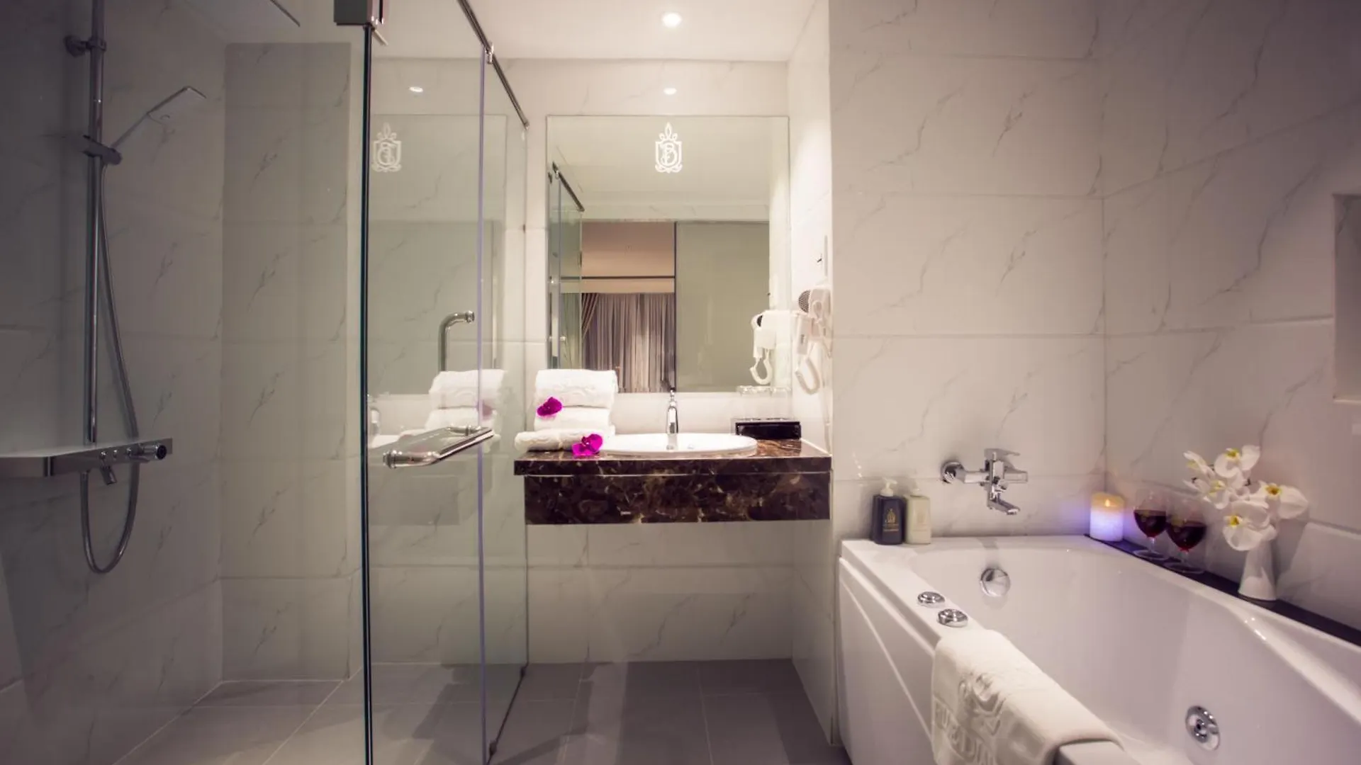 Nicecy Suite Hotel & Spa Hô Chi Minh-Ville 4*,